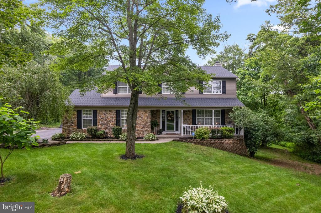 50 RIDGEVIEW DRIVE