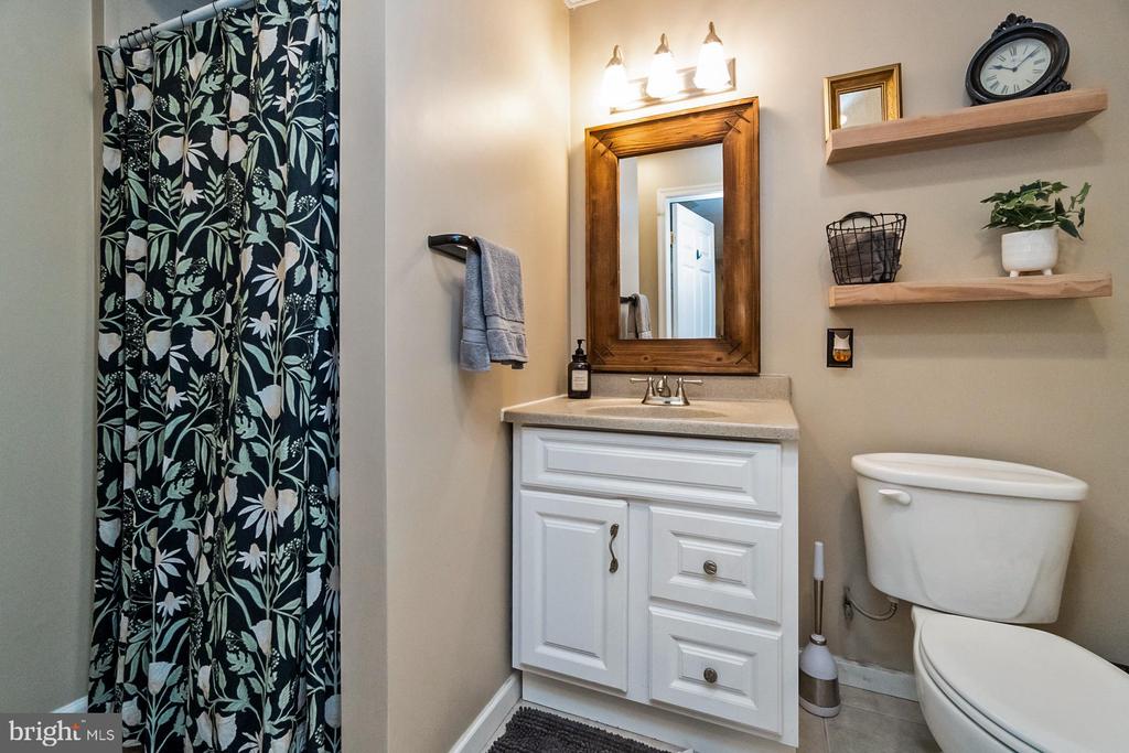 50 RIDGEVIEW DRIVE