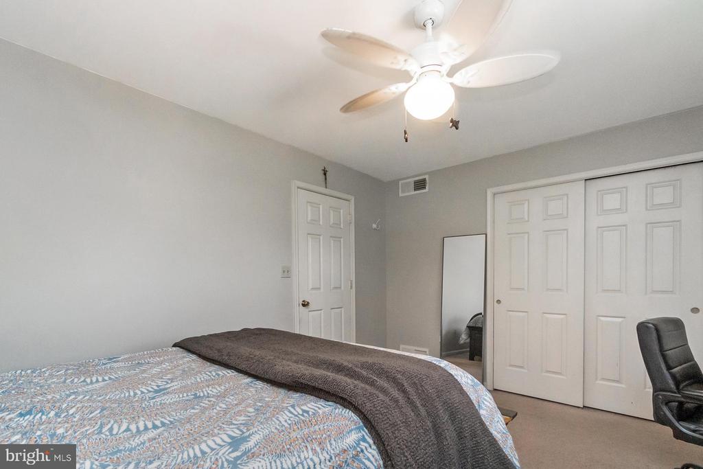 50 RIDGEVIEW DRIVE