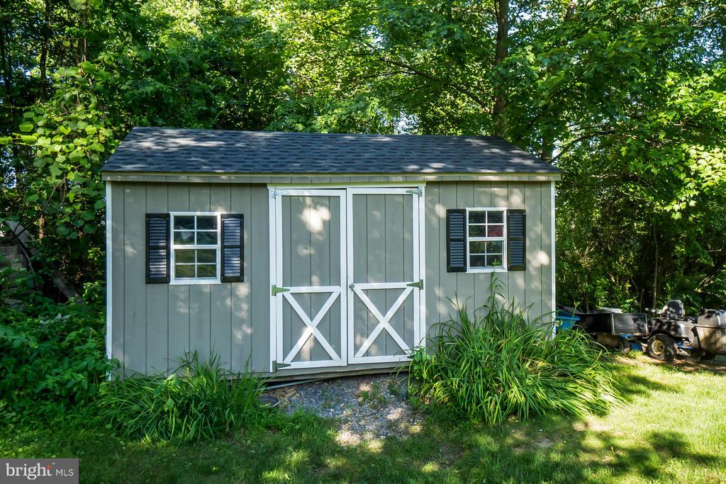 50 RIDGEVIEW DRIVE