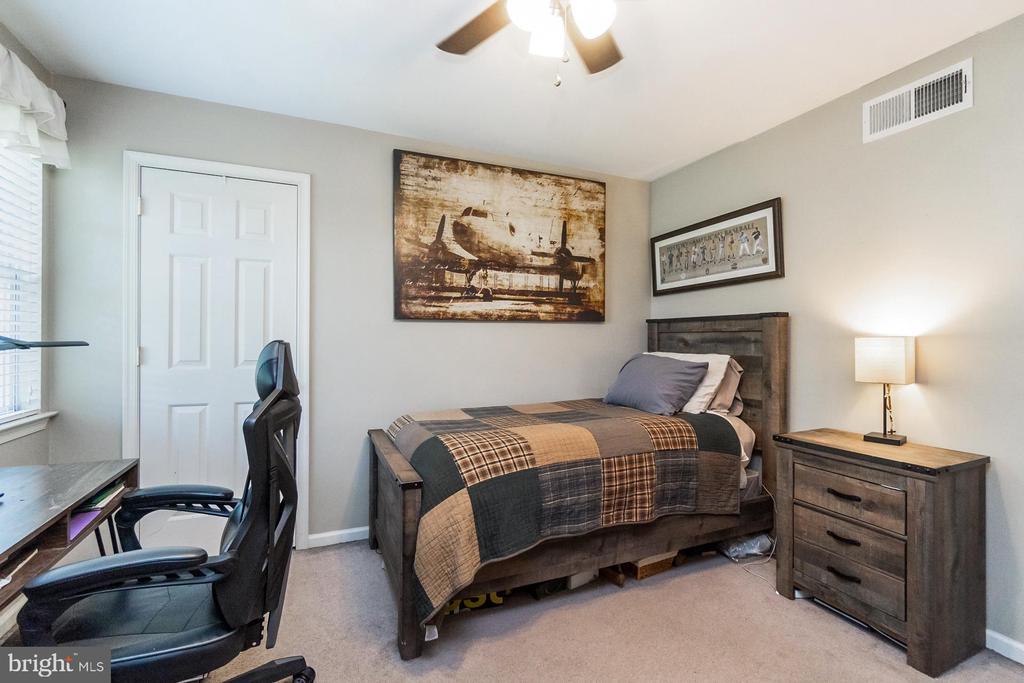 50 RIDGEVIEW DRIVE