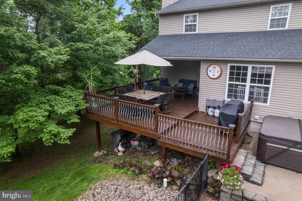 50 RIDGEVIEW DRIVE