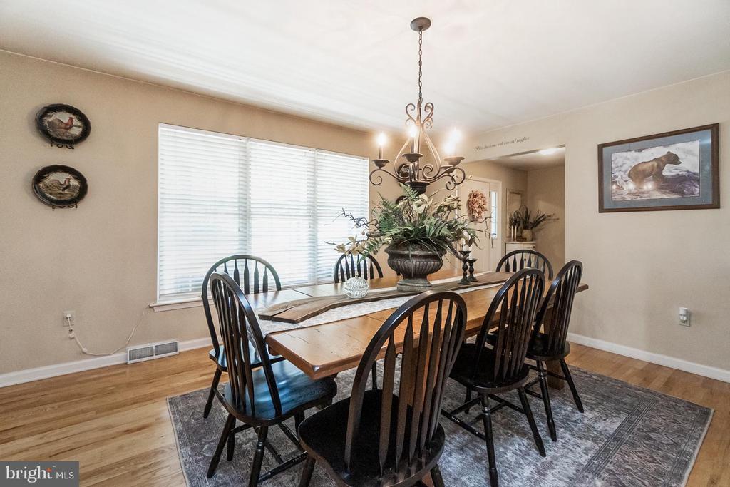 50 RIDGEVIEW DRIVE