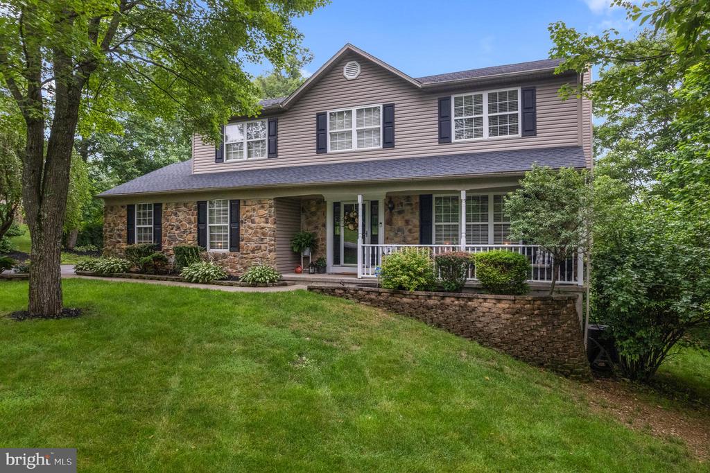 50 RIDGEVIEW DRIVE