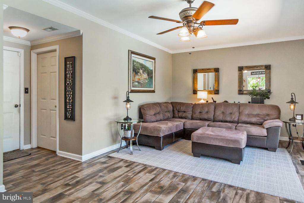 50 RIDGEVIEW DRIVE