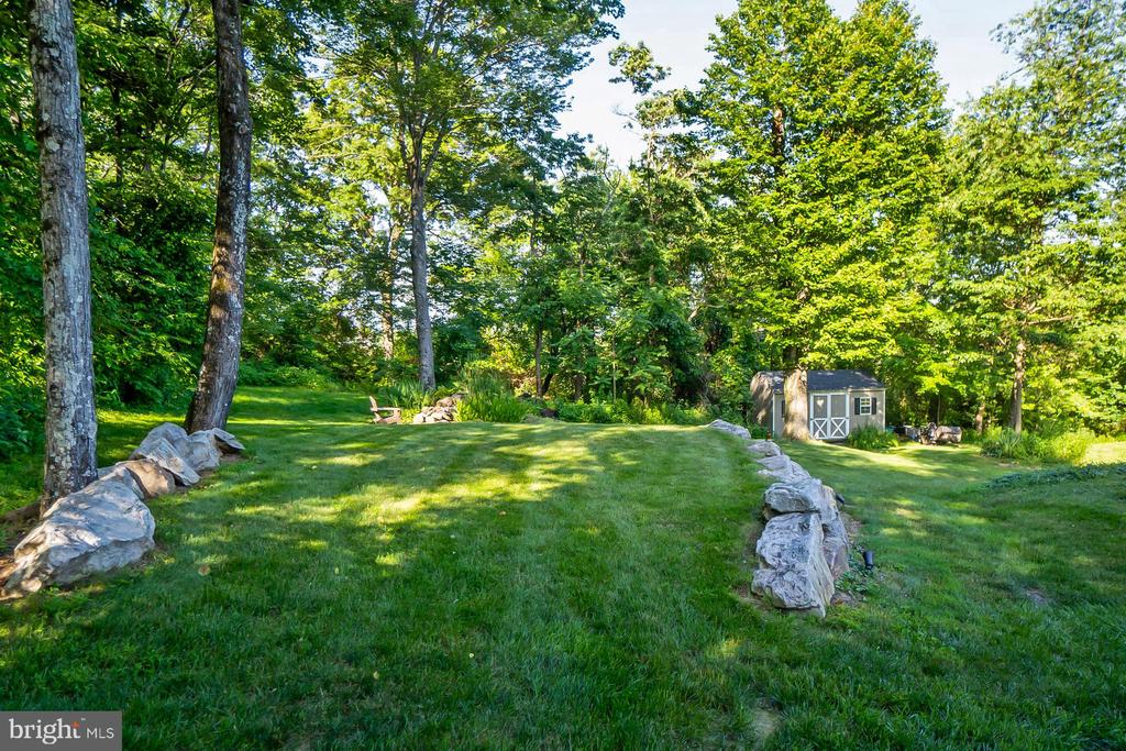 50 RIDGEVIEW DRIVE