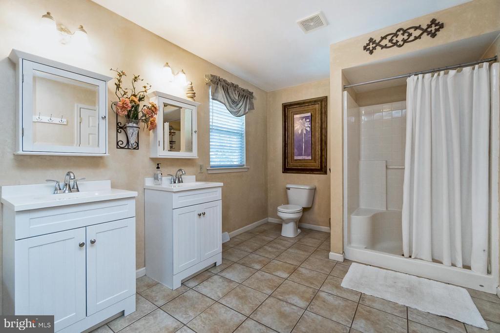 50 RIDGEVIEW DRIVE