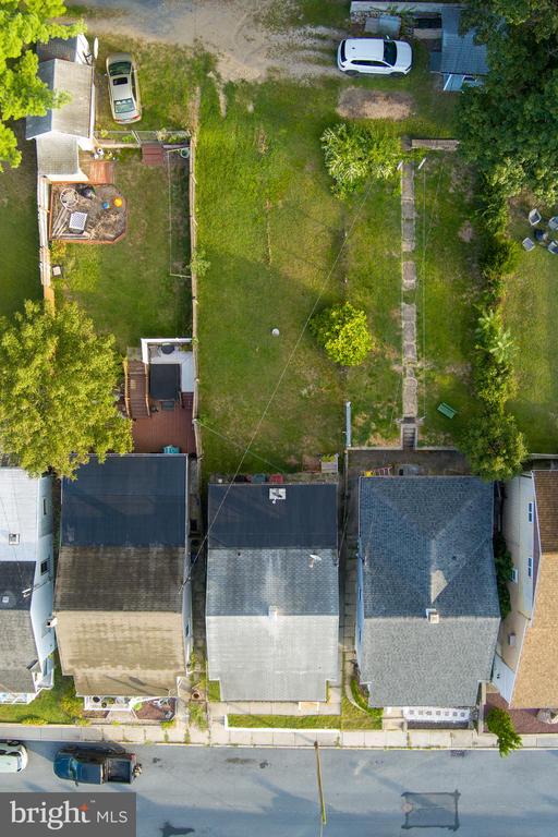 779 EDGEMONT AVENUE