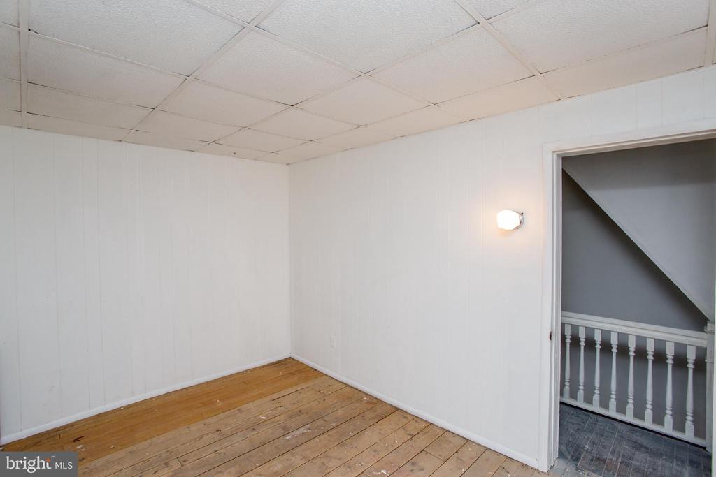 126 W WHITE STREET