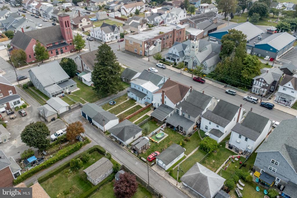 126 W WHITE STREET