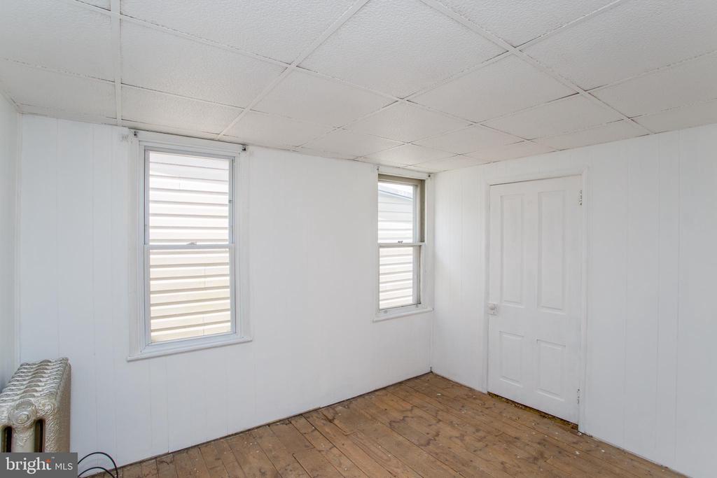 126 W WHITE STREET