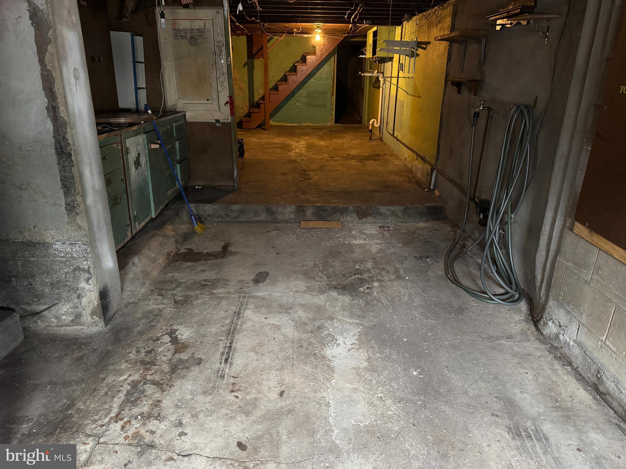 359 W PATTERSON STREET