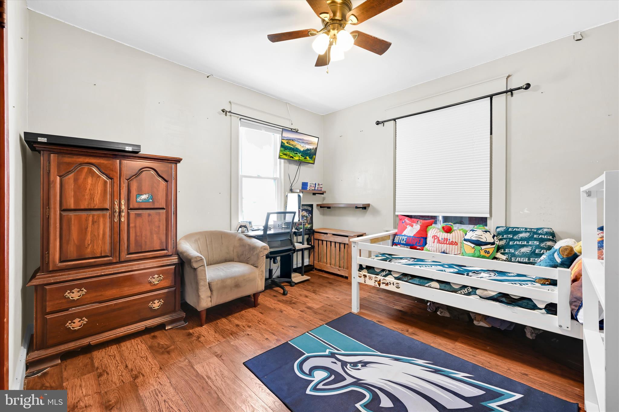 137 E WALTER STREET