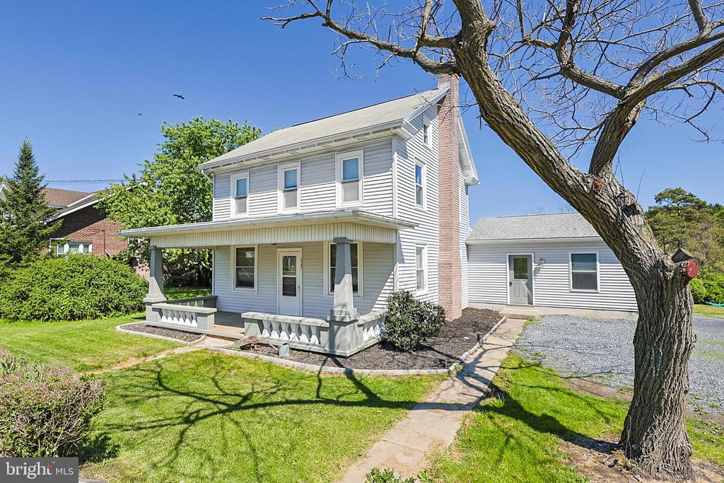 1131 E LIZARD CREEK ROAD