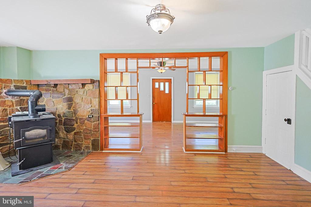1131 E LIZARD CREEK ROAD