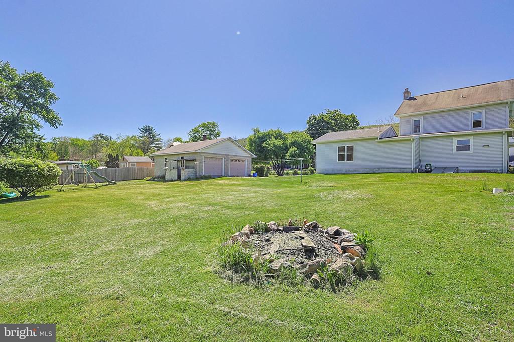 1131 E LIZARD CREEK ROAD
