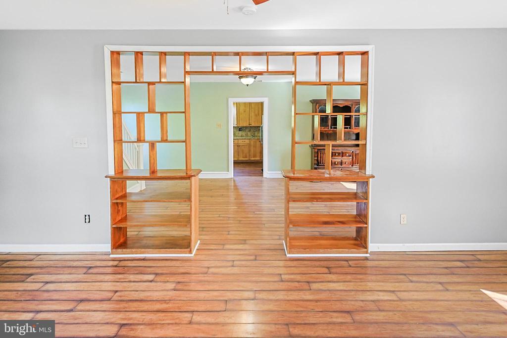 1131 E LIZARD CREEK ROAD