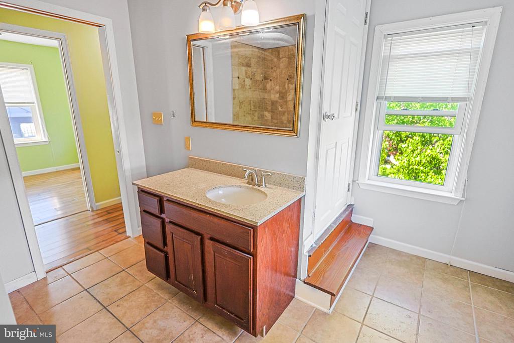 1131 E LIZARD CREEK ROAD