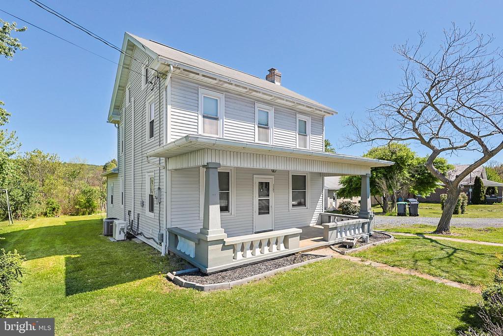 1131 E LIZARD CREEK ROAD