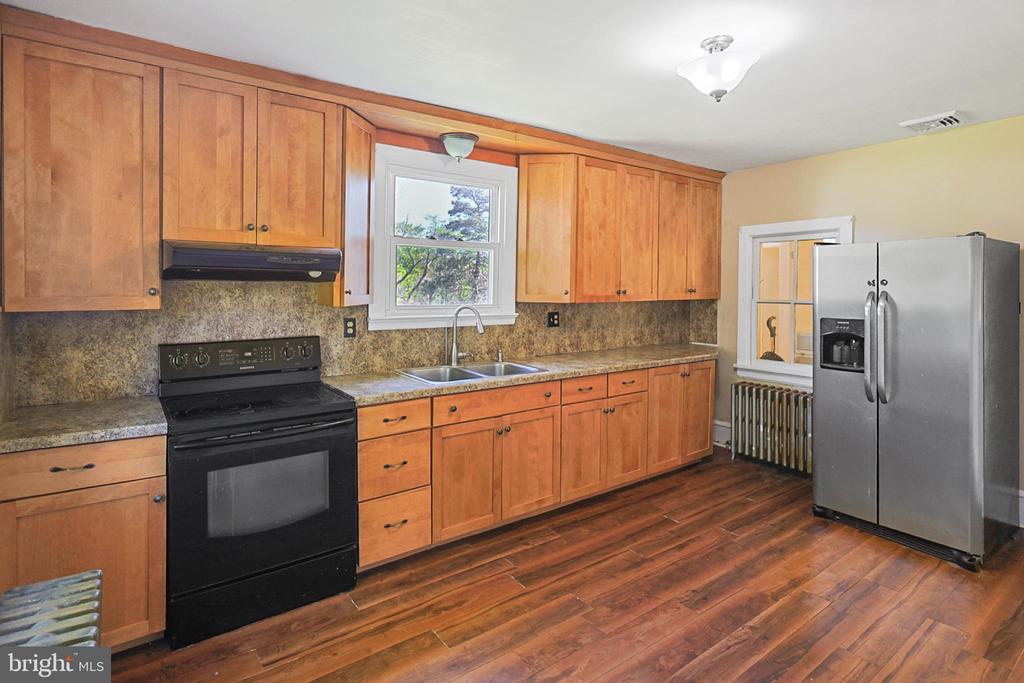 1131 E LIZARD CREEK ROAD