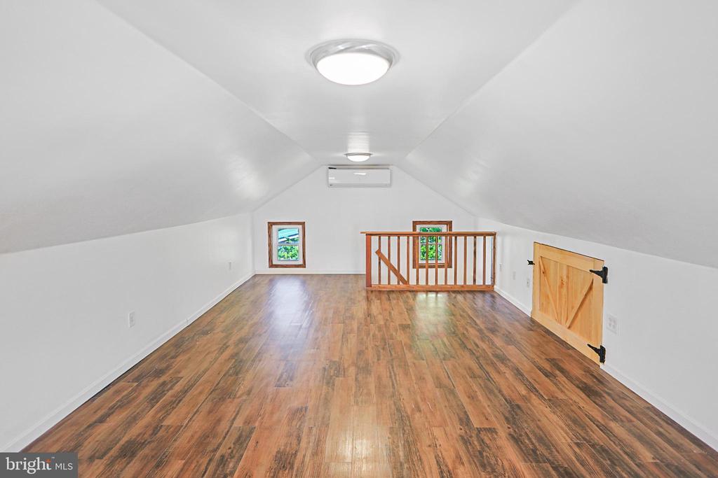1131 E LIZARD CREEK ROAD