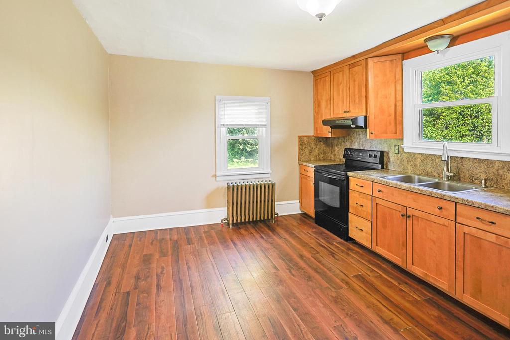 1131 E LIZARD CREEK ROAD