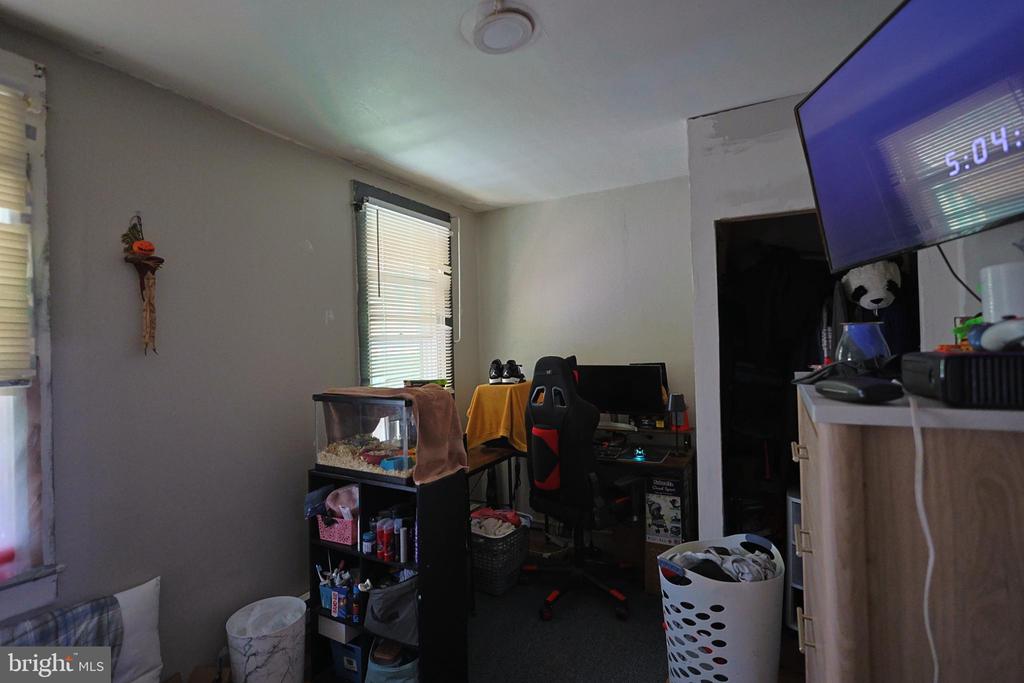 362 W RIDGE ROAD