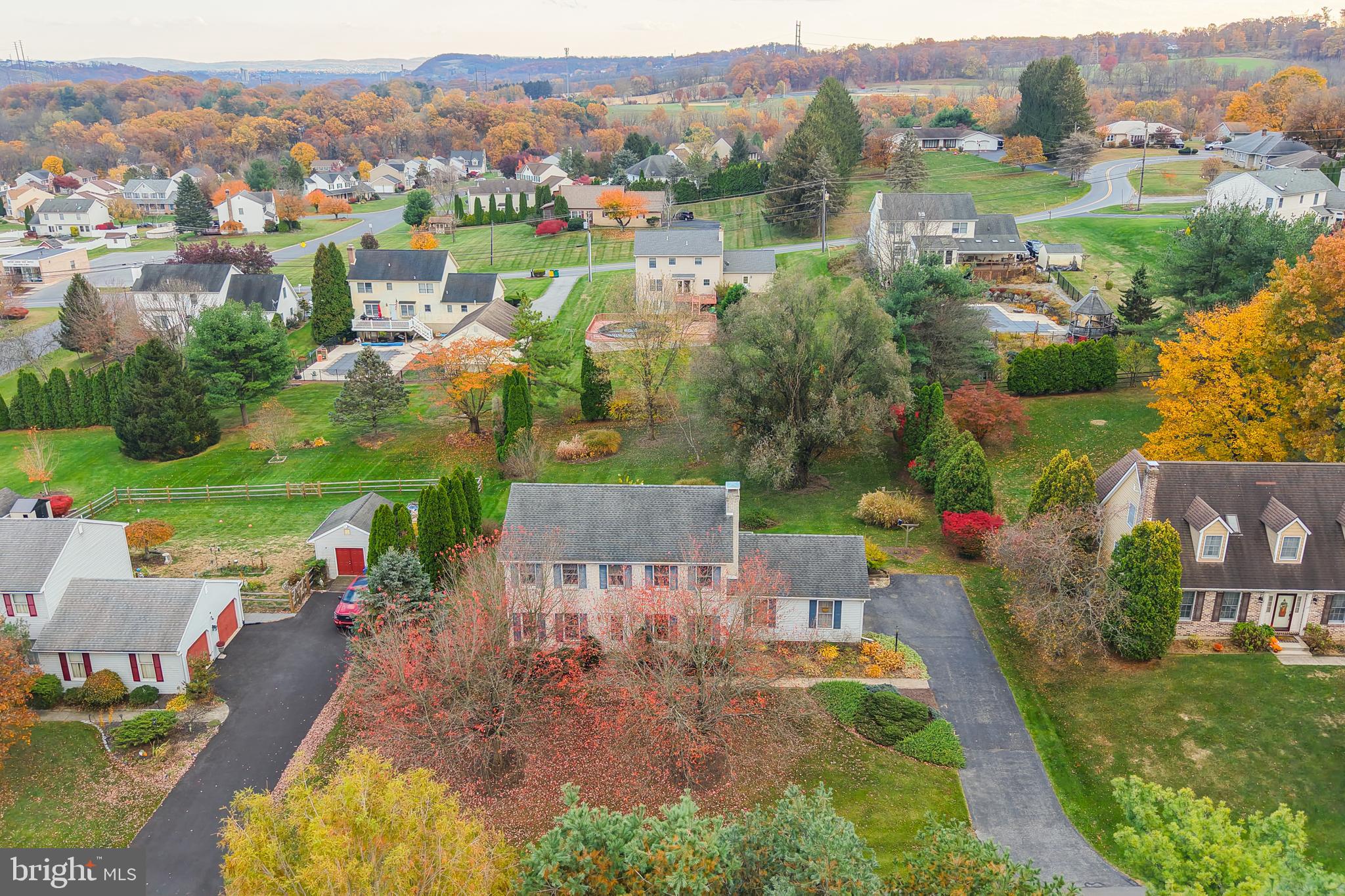 1110 GREENBRIAR LANE