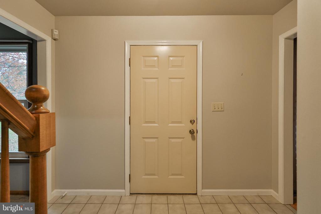 1110 GREENBRIAR LANE
