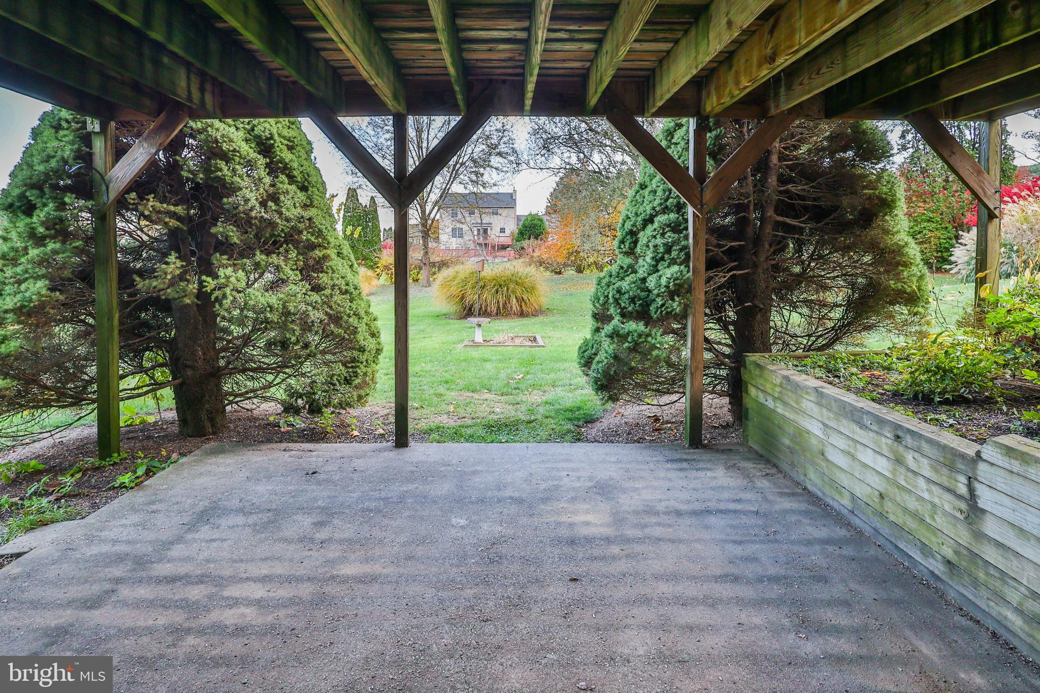 1110 GREENBRIAR LANE