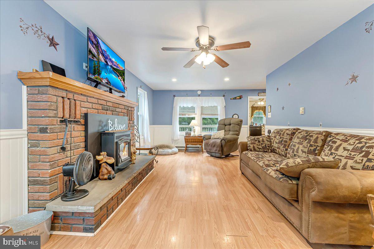 9338 SHERWOOD DRIVE