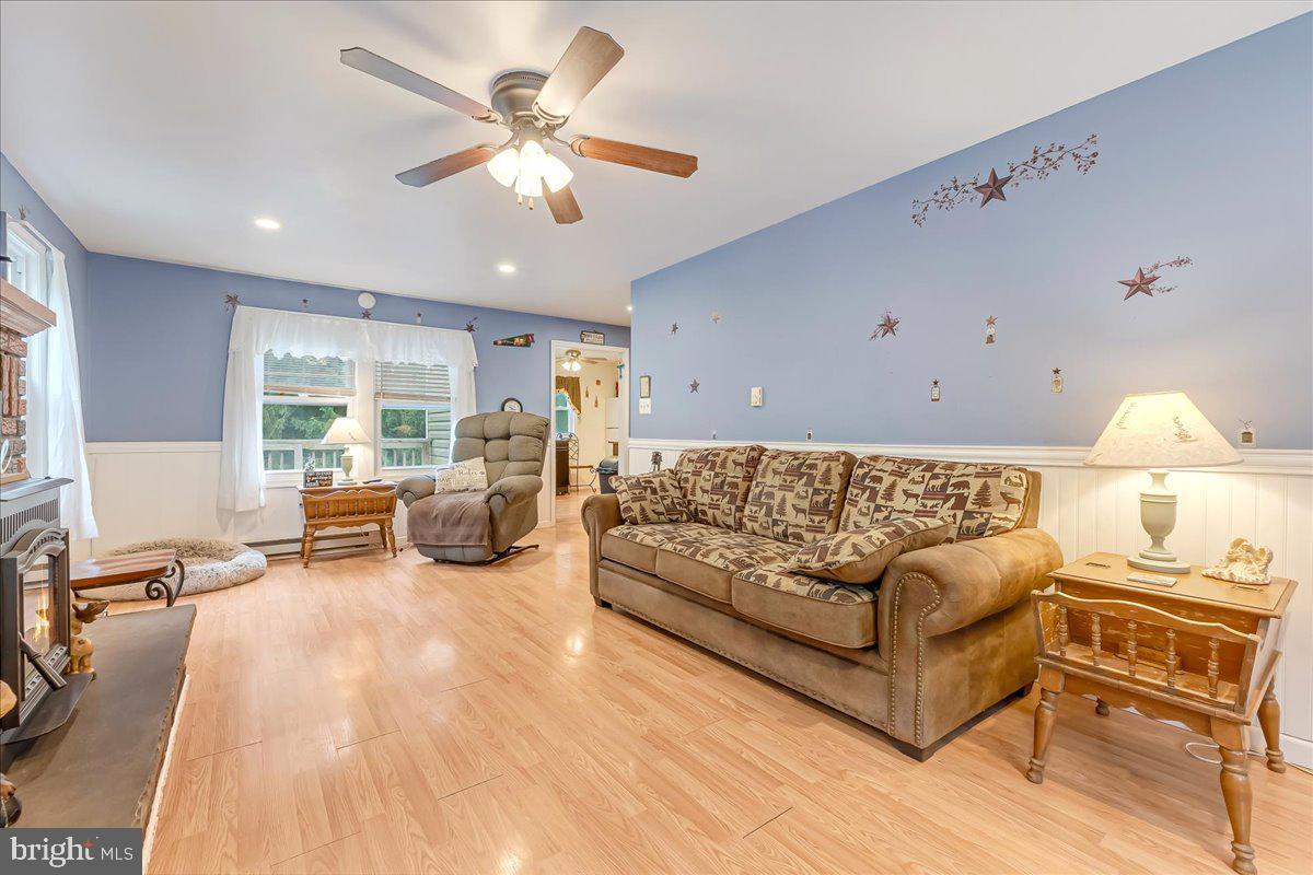 9338 SHERWOOD DRIVE