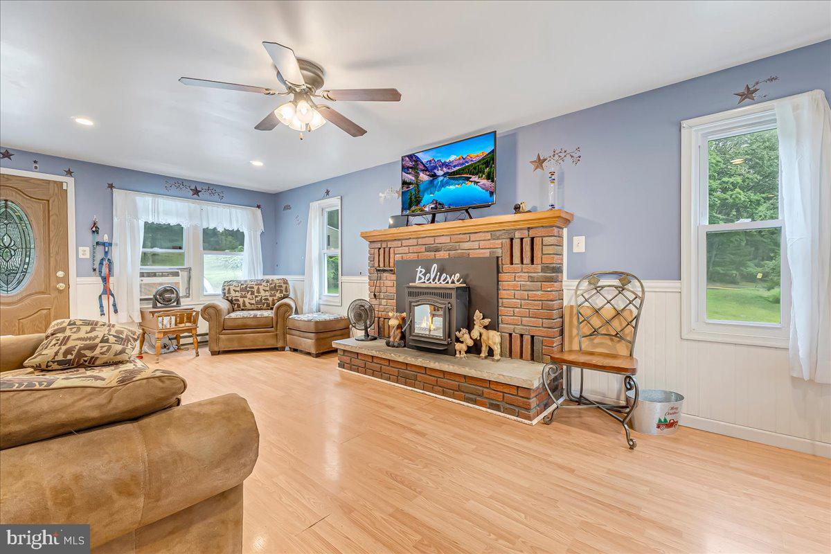 9338 SHERWOOD DRIVE