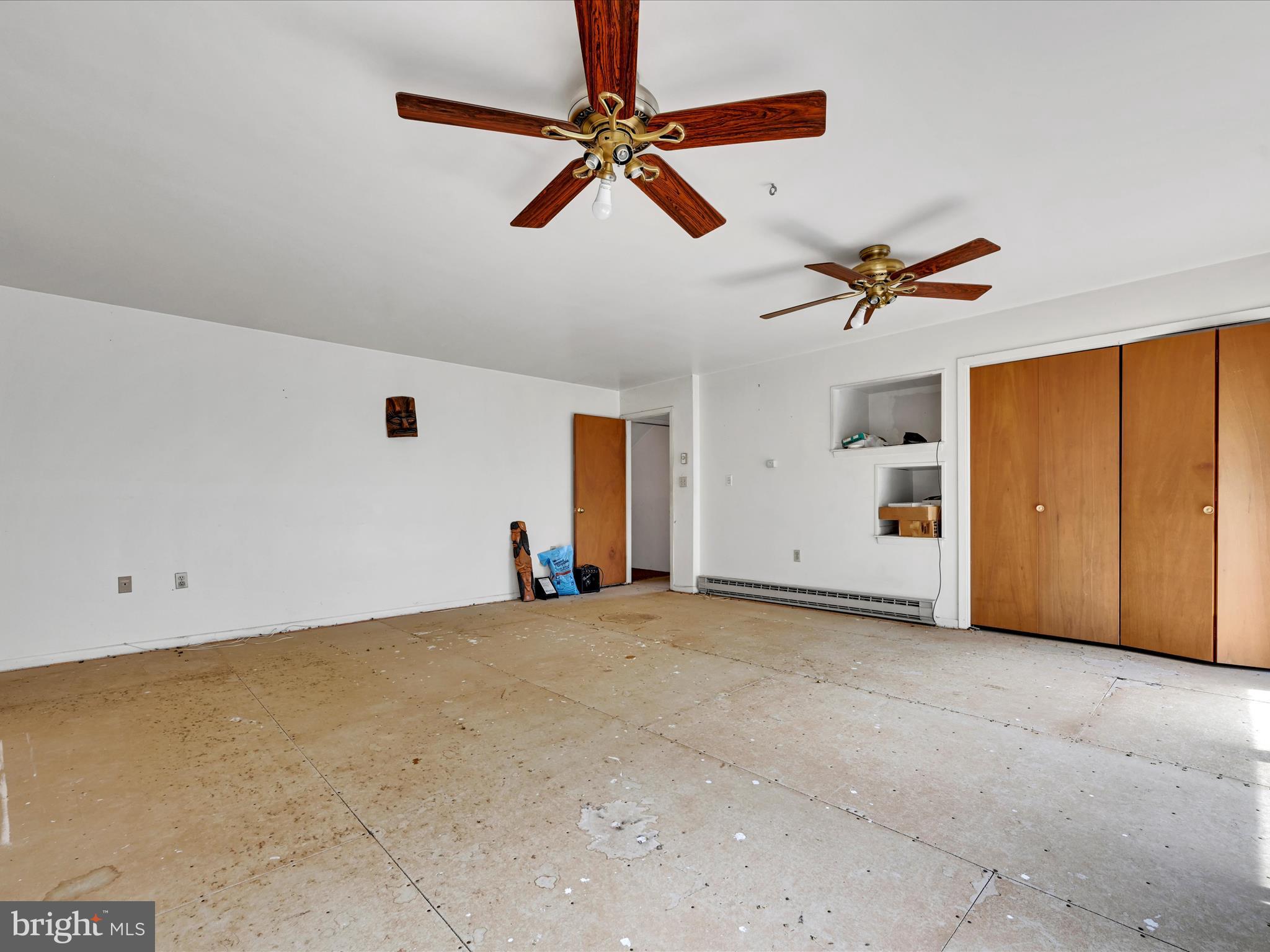 121 LONGVIEW DRIVE