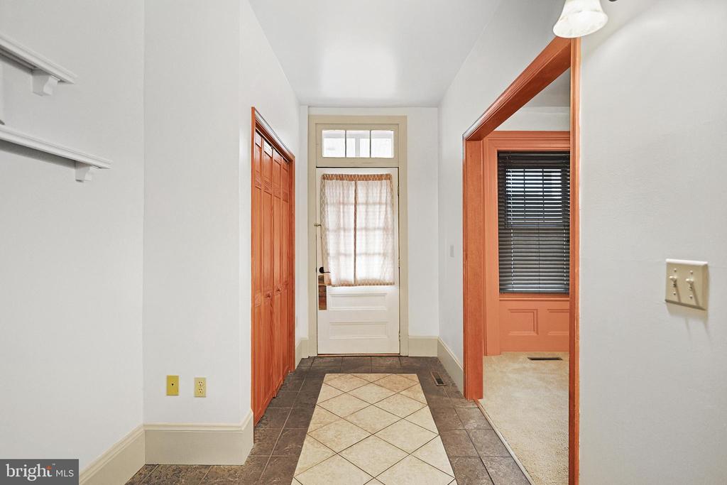 337 W MAIN STREET