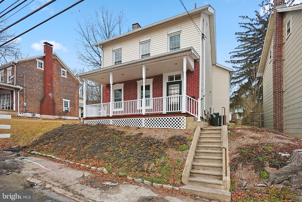 337 W MAIN STREET