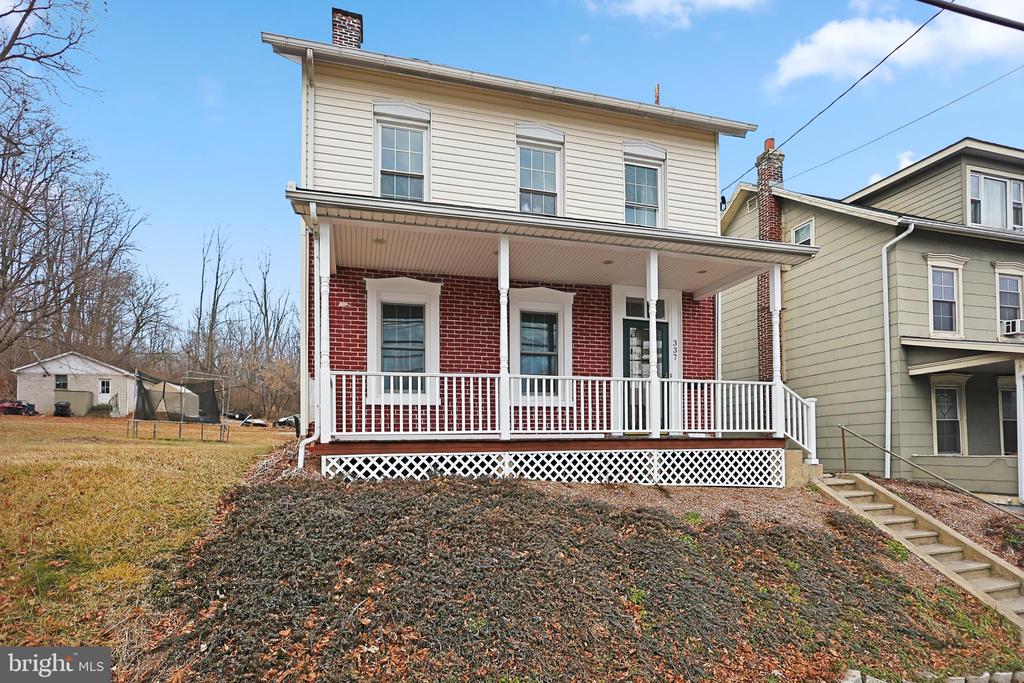 337 W MAIN STREET