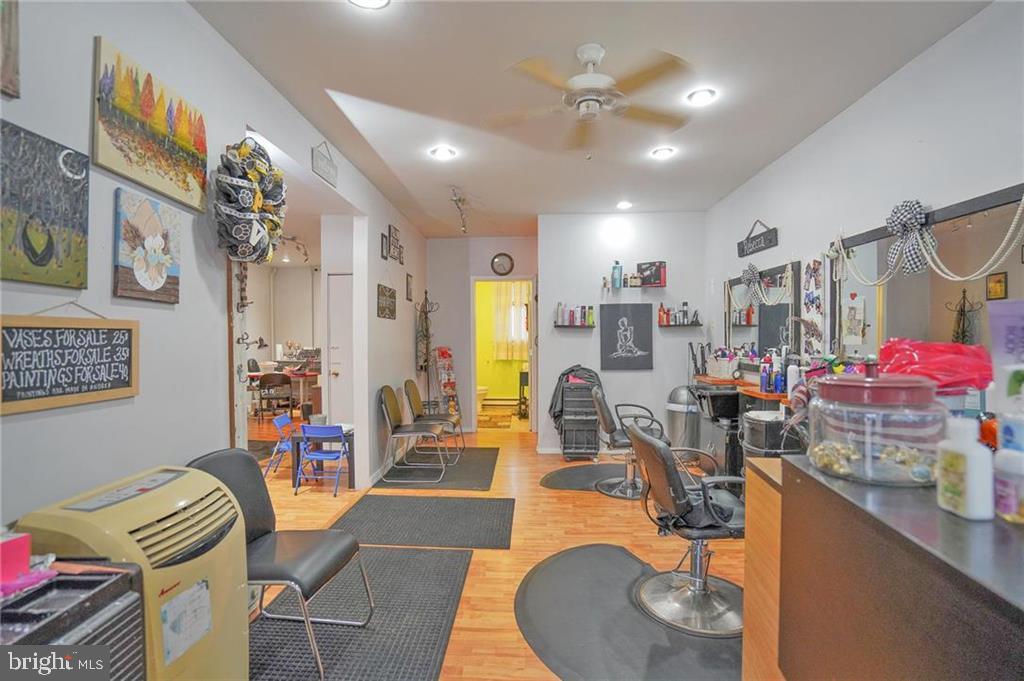 250-252 E. BROAD STREET