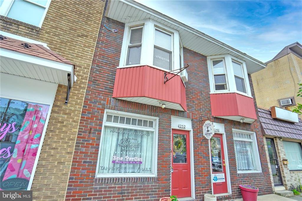 250-252 E. BROAD STREET