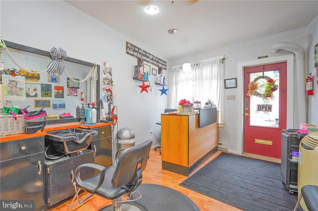 250-252 E. BROAD STREET