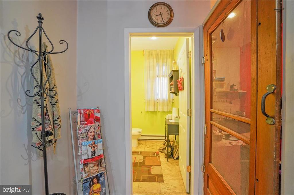 250-252 E. BROAD STREET