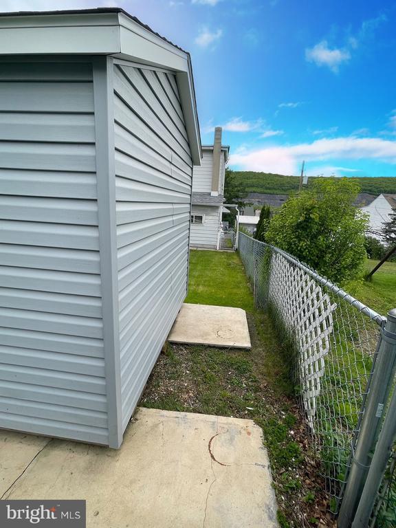 133 W EARLY AVENUE