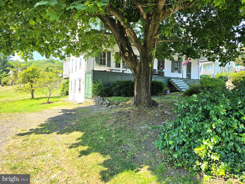 199 CHESTNUT STREET