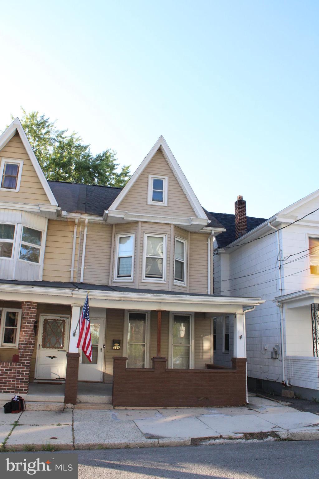 531 ARLINGTON STREET