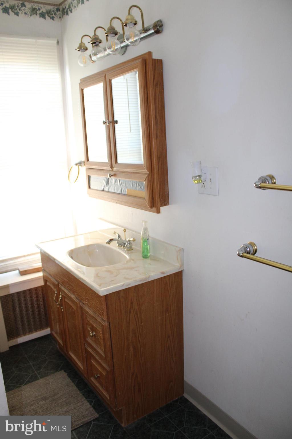 531 ARLINGTON STREET