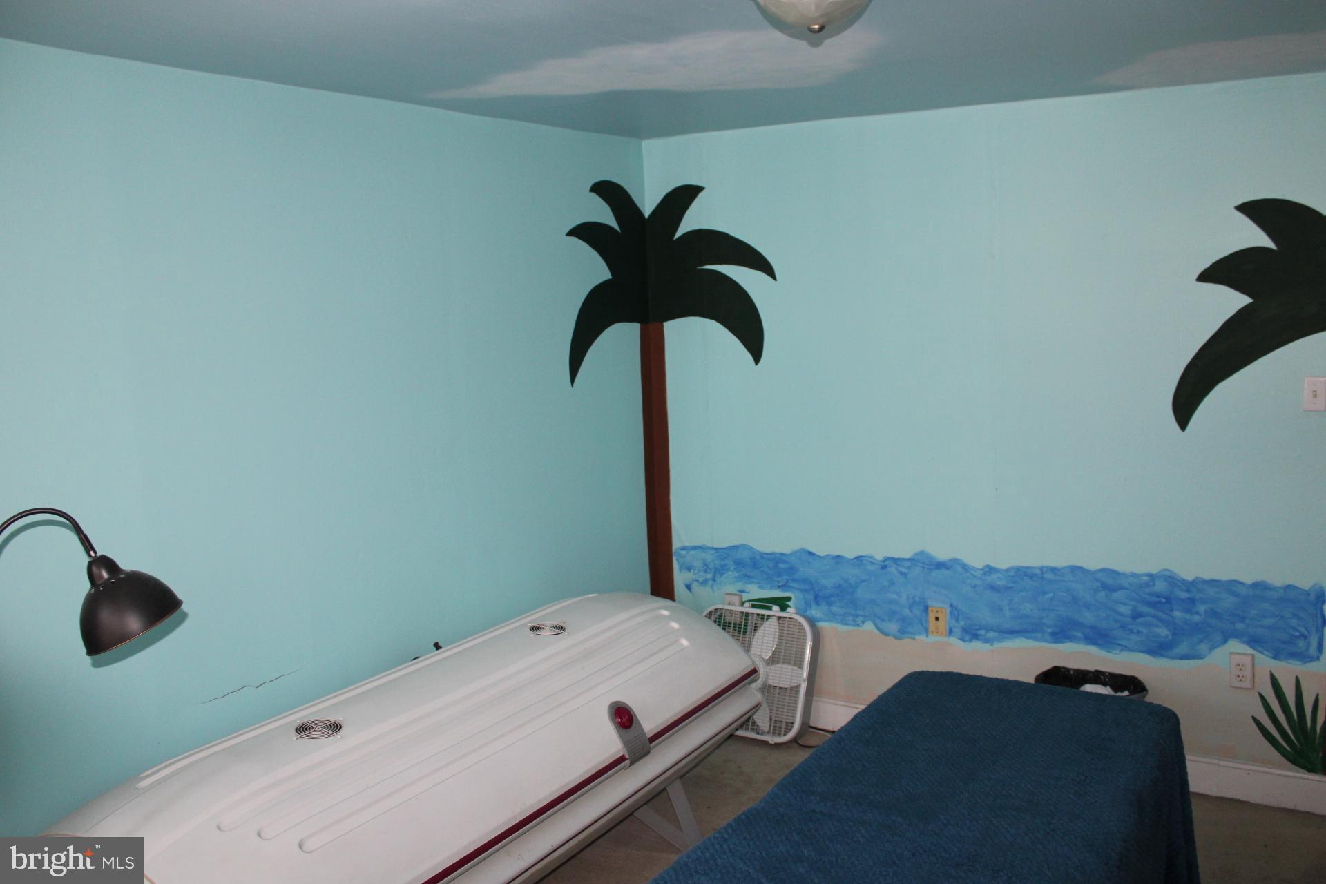 250-252 E BROAD STREET