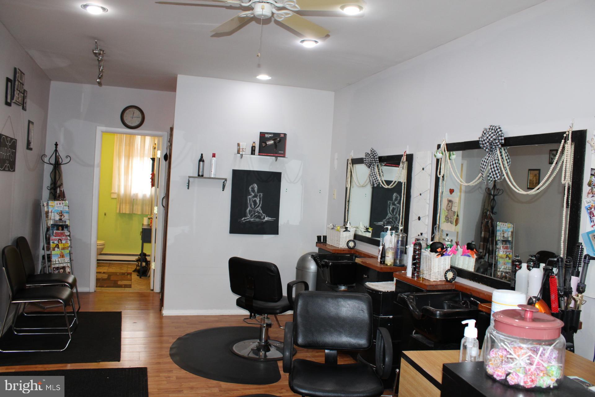 250-252 E BROAD STREET