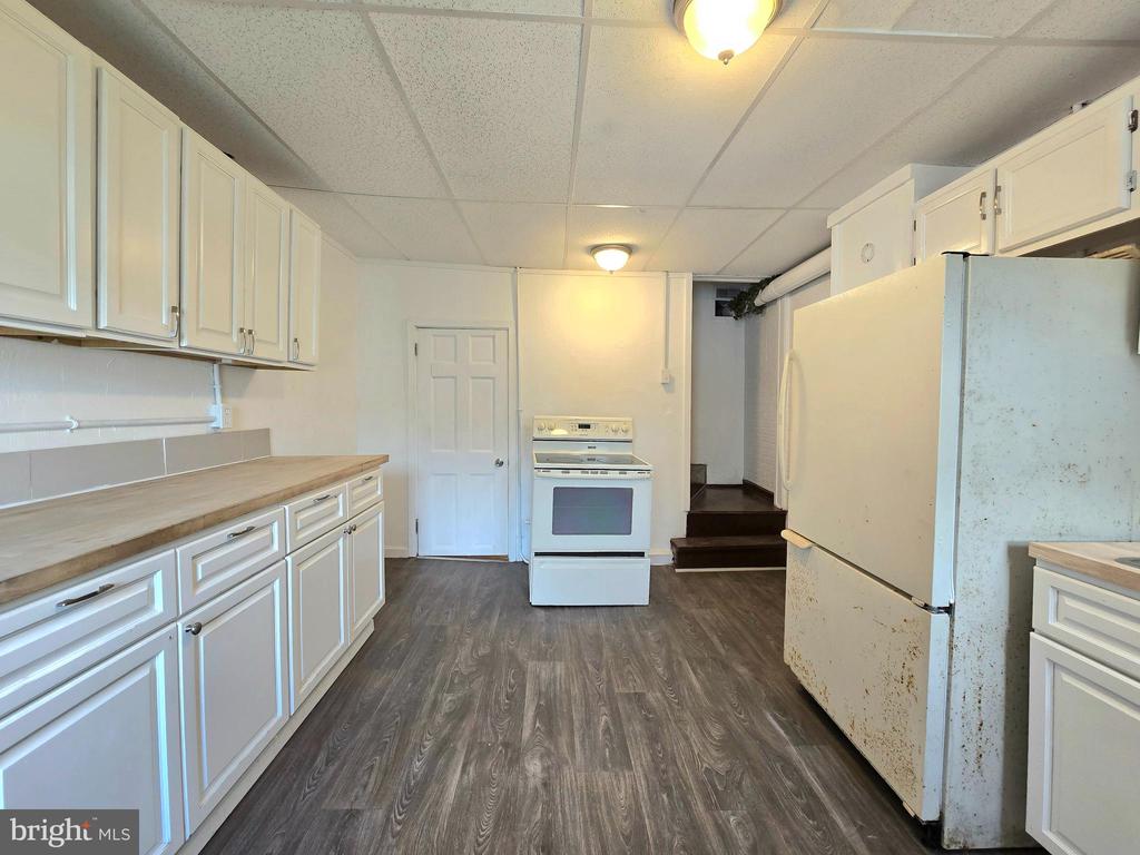 1306 MARKET STREET