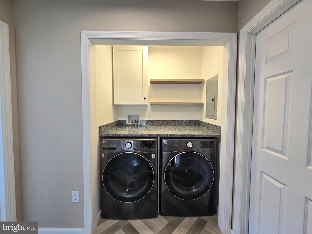 128 ASH CIRCLE
