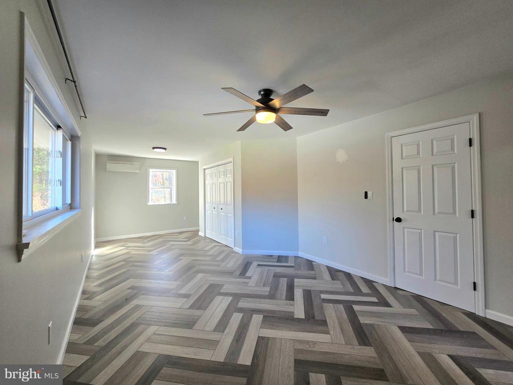 128 ASH CIRCLE